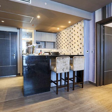 Bai Hotel Cebu Екстер'єр фото